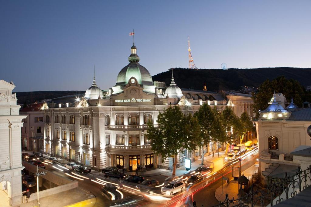 Guest House R&T Tbilisi Exterior photo