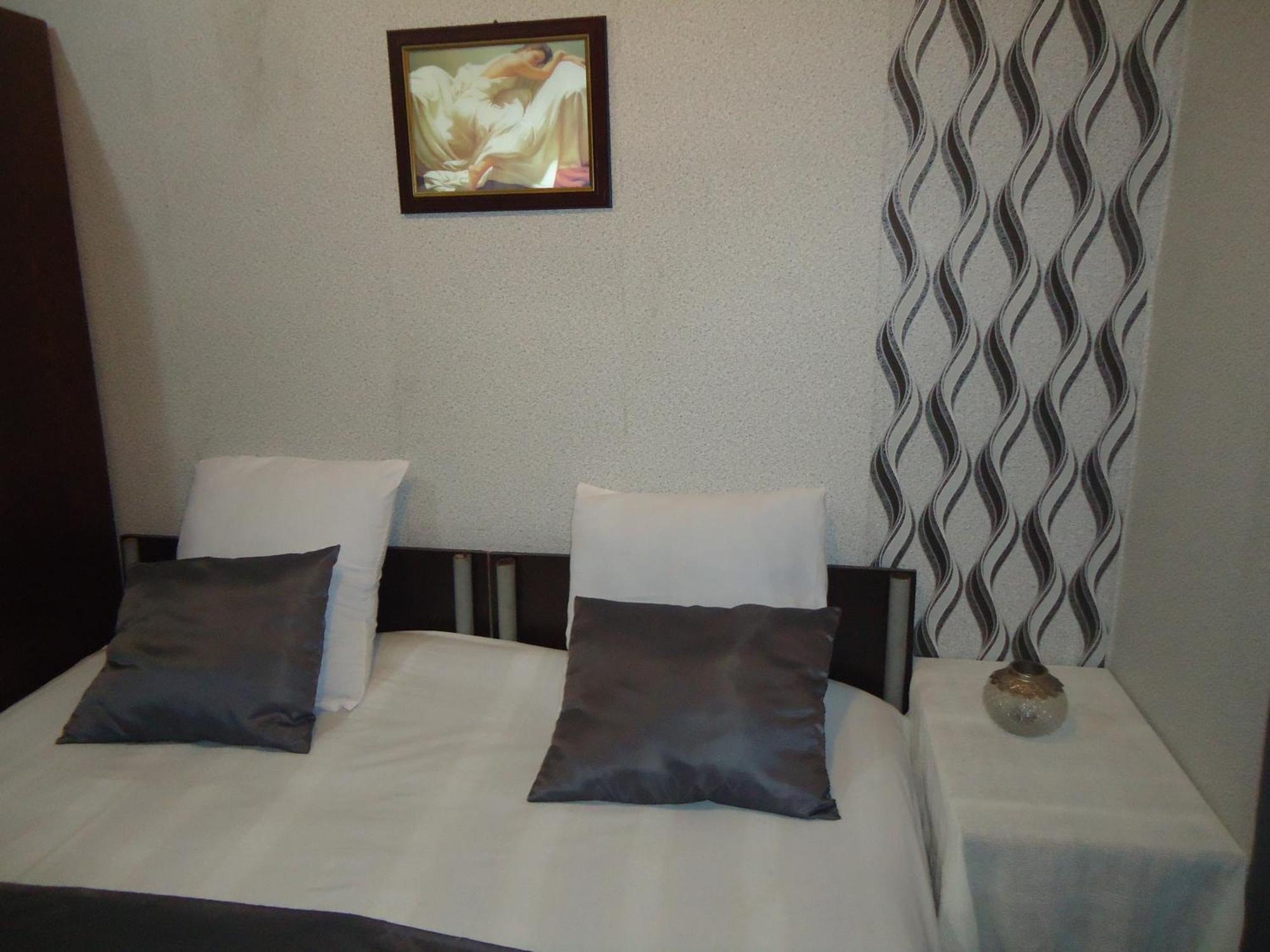 Guest House R&T Tbilisi Exterior photo